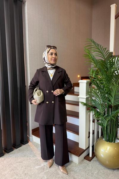 Gold Düğmeli Ceket Takım Kahverengi